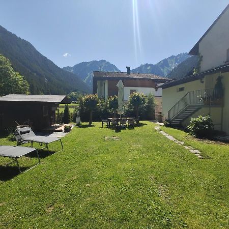 Alpenchalet Dona Partenen Eksteriør billede