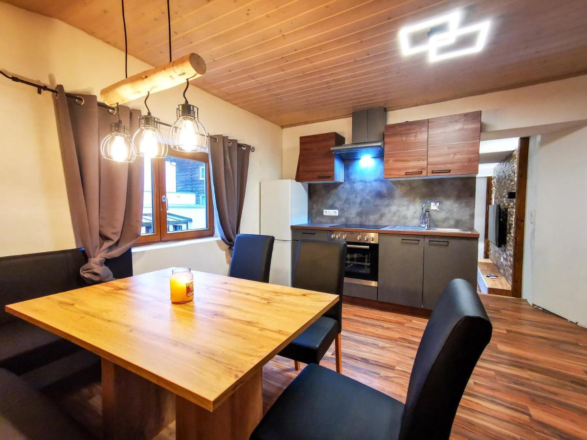 Alpenchalet Dona Partenen Eksteriør billede